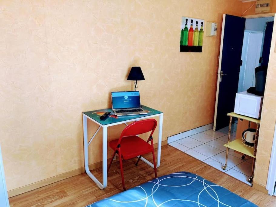Studio 6 Avec Wifi Лимож Екстериор снимка
